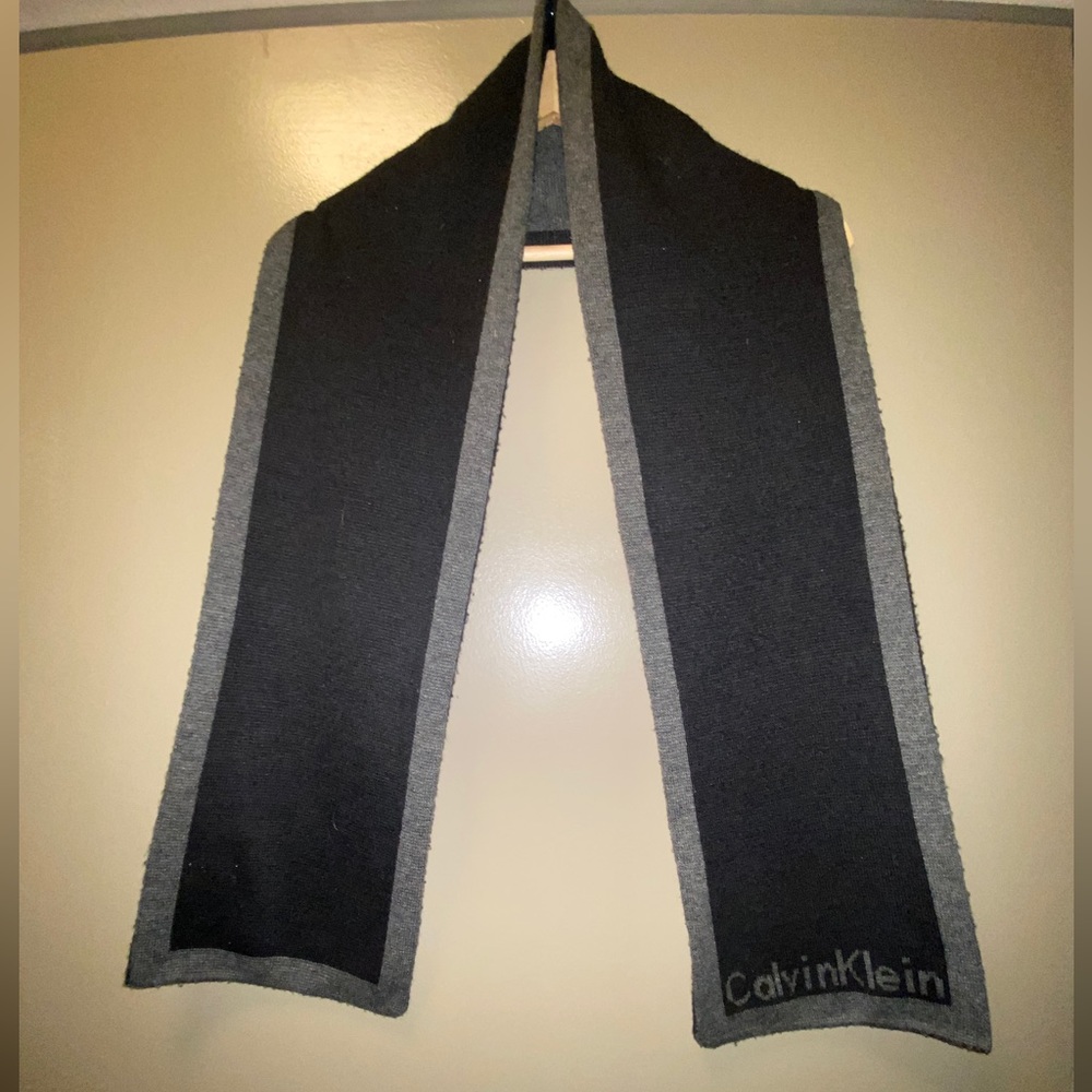 Calvin Klein scarf